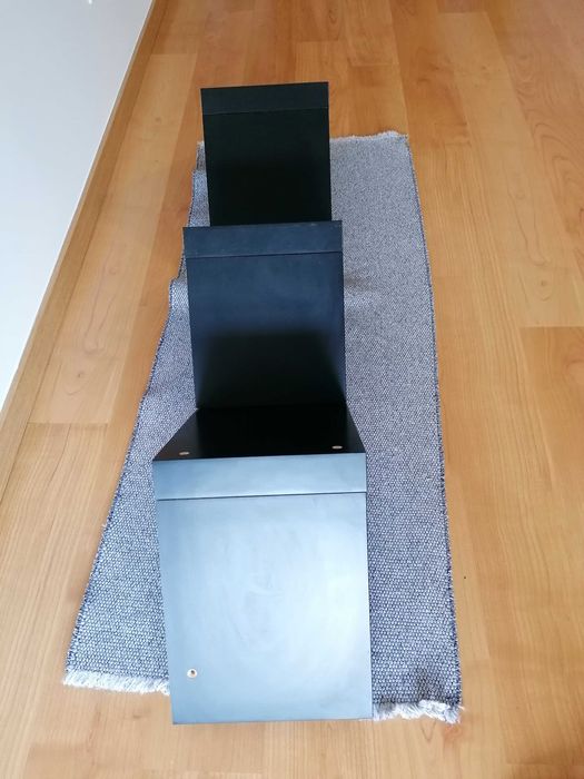 Estante de parede diagonal