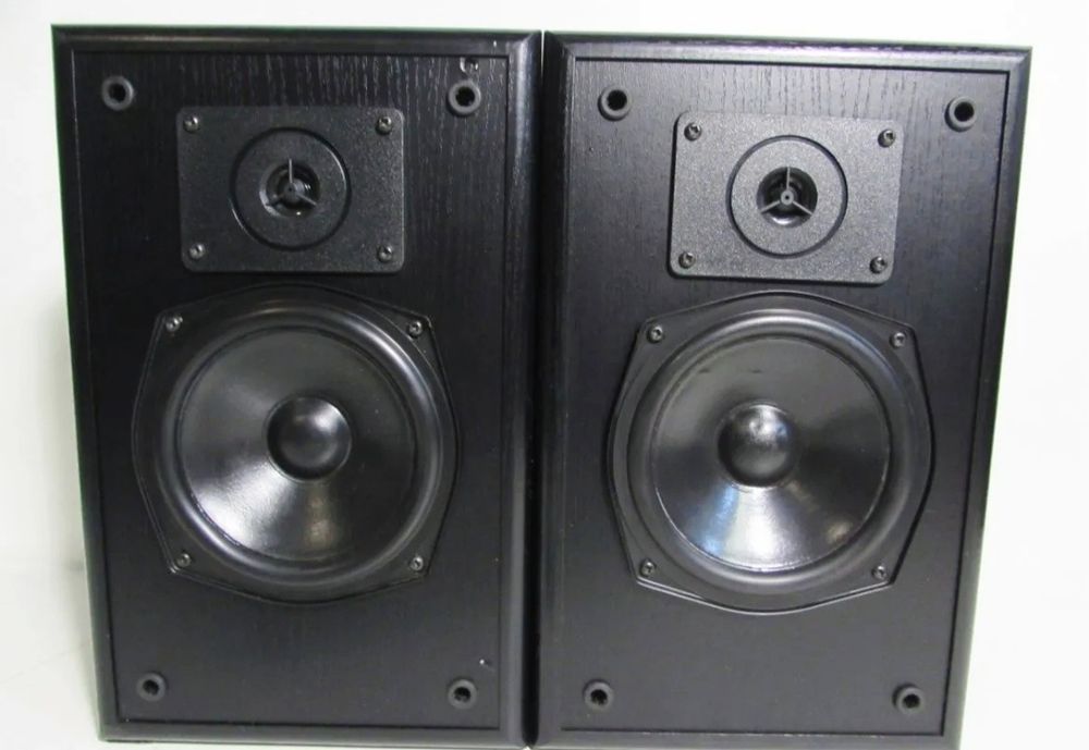 Revolver Beretta акустика колонки англійський звук