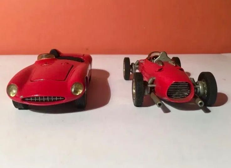 FERRARI ( 2 ) - anos 90 - escala 1/43 ?