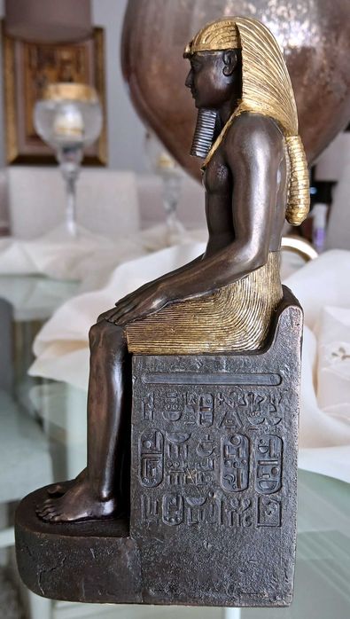 Artesanato Egípcio: Estatueta bronze de Faraó