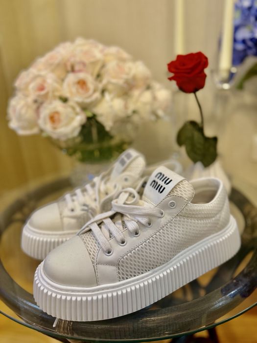 кросівки Miu Miu жіночі 38р 25 см по устілці