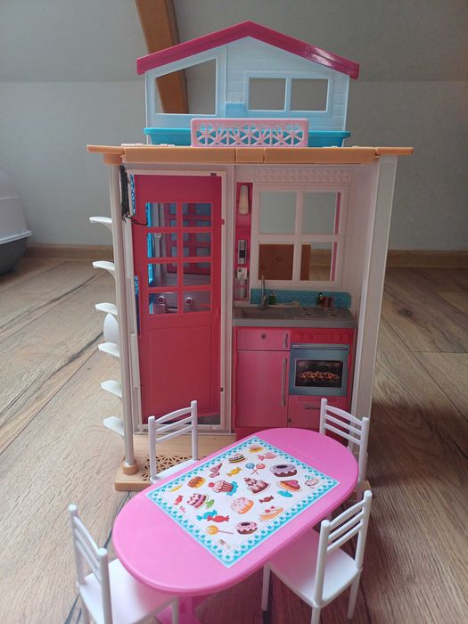 Domek dla Barbie