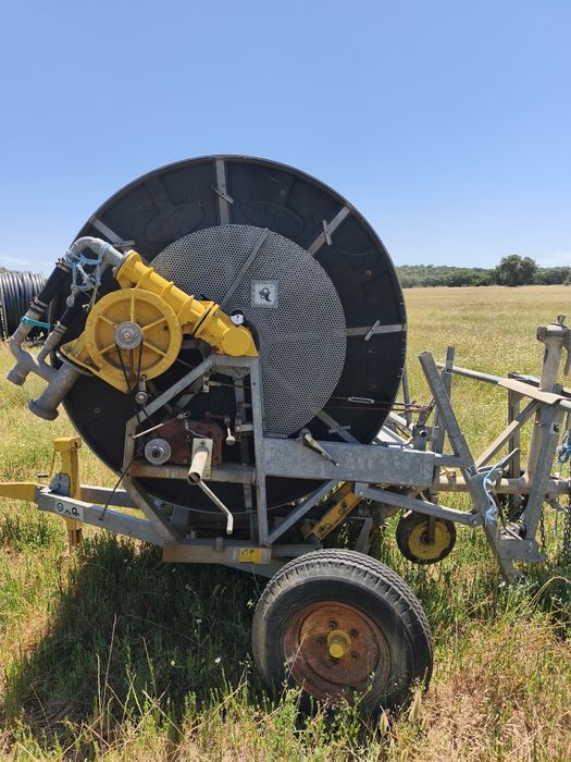Vendo maquina de rega Valducci
