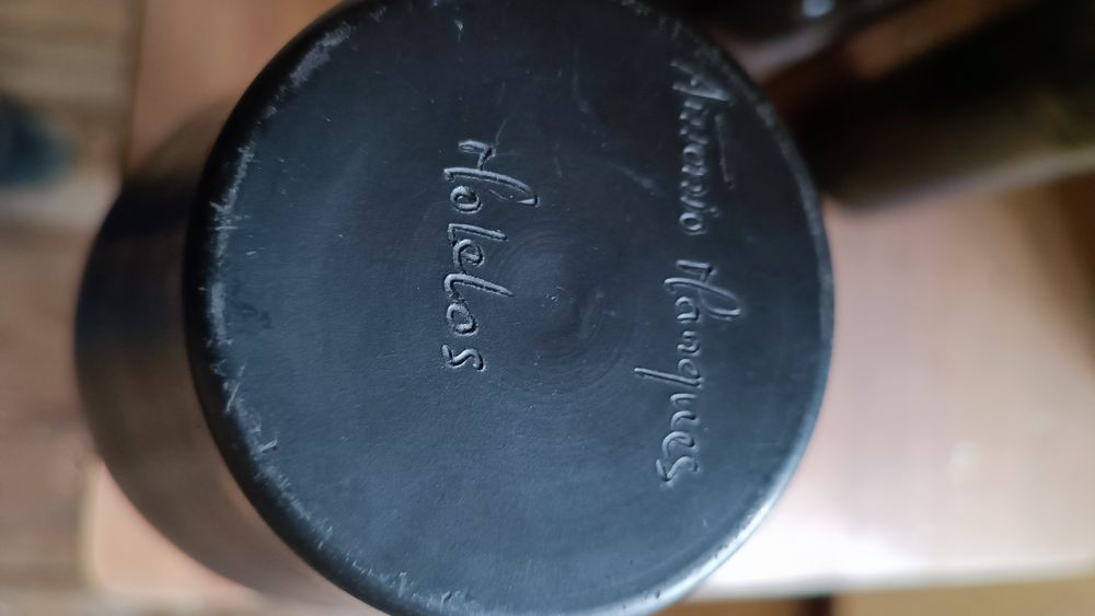 Cerâmica de barro preto artesanal de Molelos