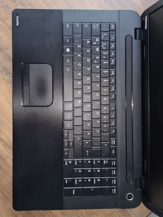 Toshiba Satellite C70D-A-11D / 17.3"