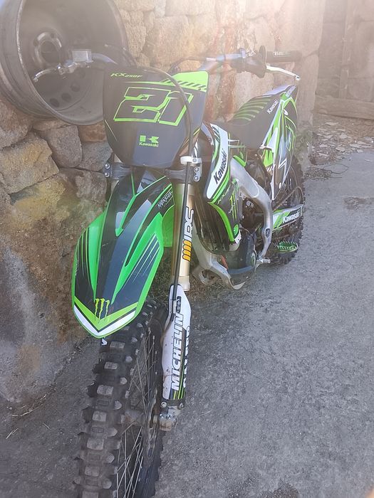 Kxf 250 4t com  kit de ahtena