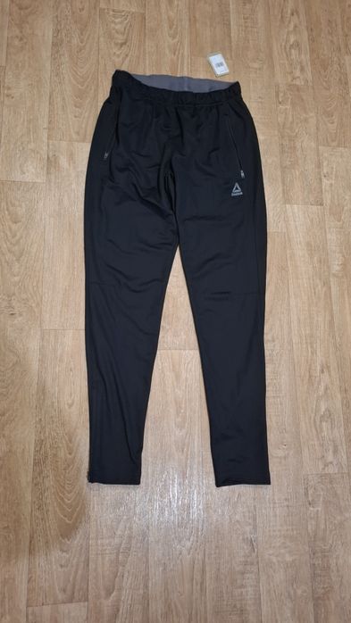 Спортивные штаны Reebok размер S новые с биркой