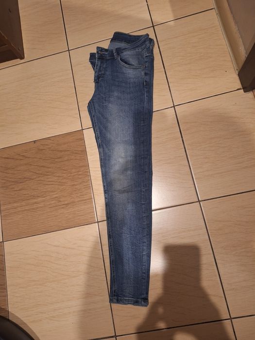 Damskie jeansy skinny zip S