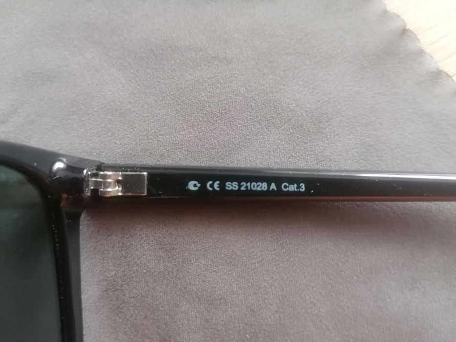 Okulary przeciwsłoneczne damskie firmy SOLANO