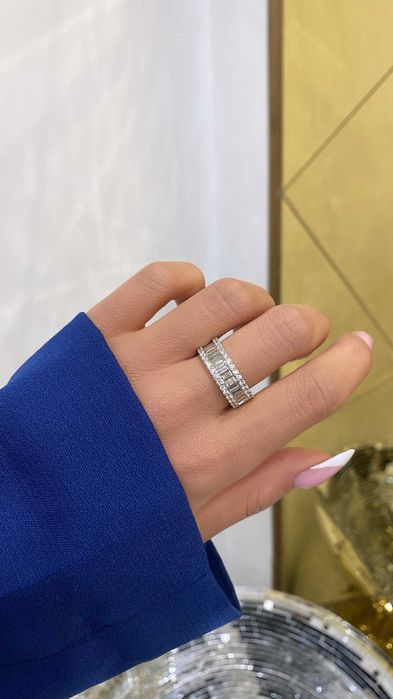 Pierścionek z diamentami naturalnymi 2.04ct bagiety