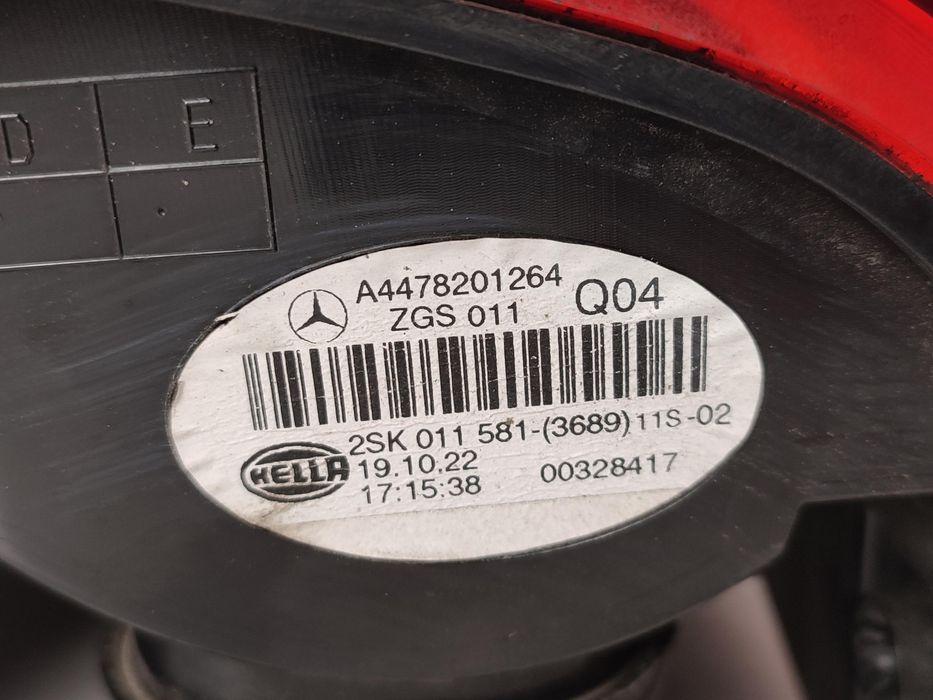 Lampa tylna prawa prawy tył mercedes vito iii w447 2014–