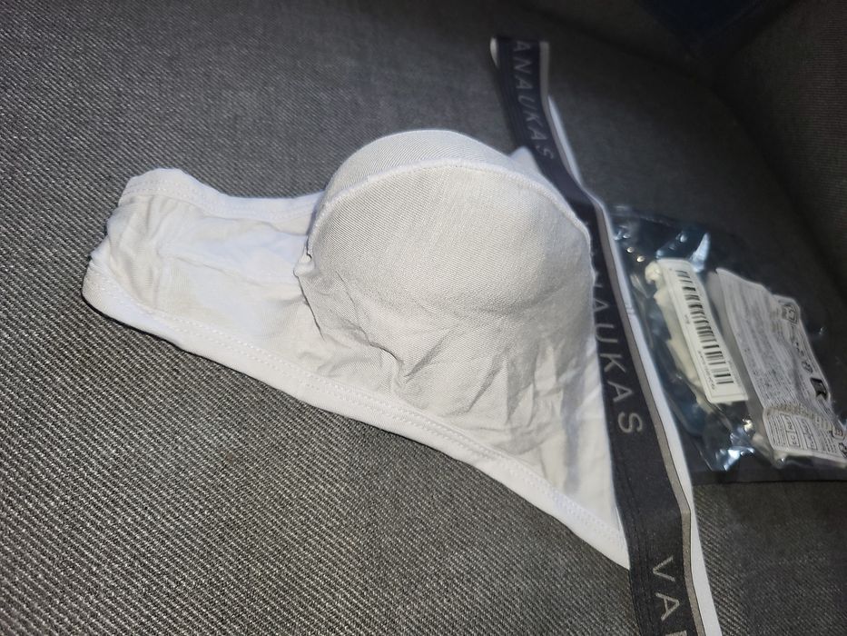 Super wygodne seksi stringi z kieszonką