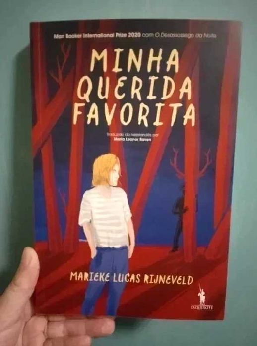 Livros novos e como novos.