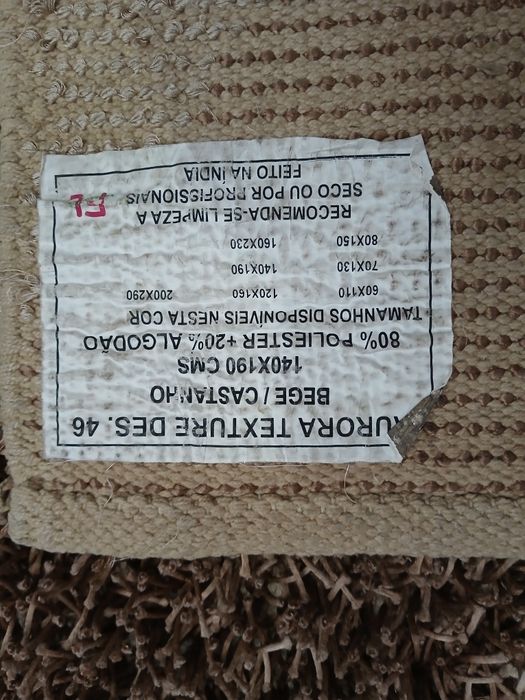 Carpete Bege/Castanho