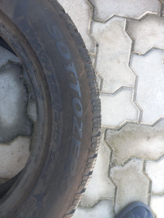 Продавм резину R16