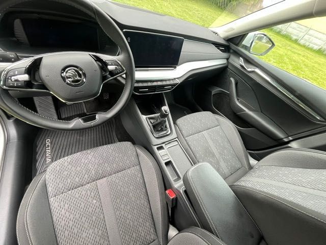 Skoda Octavia Kombi 2022, 59 900 km, 1.5 TSI 150 KM, manual FULL OPCJA