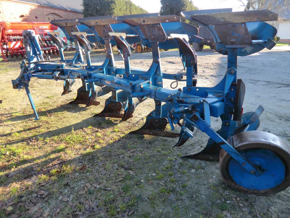 Pług Obrotowy 4-skibowy Frost