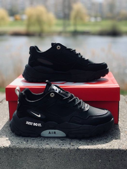Кроссовки найк мужские 42 размера / черыне масивные кросовки nike / Nike Air Max / топ предложение 699 грн / ликвидация остатков