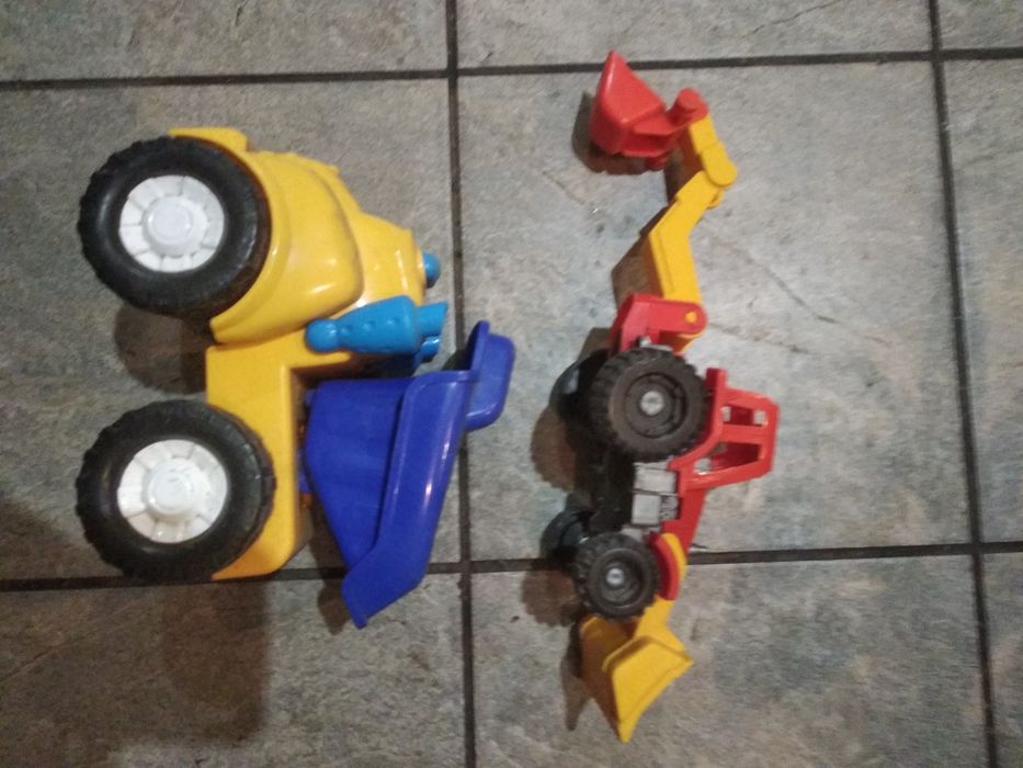 Продам игрушки конницу.