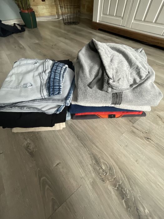 Ubrania młodzieżowe M i L