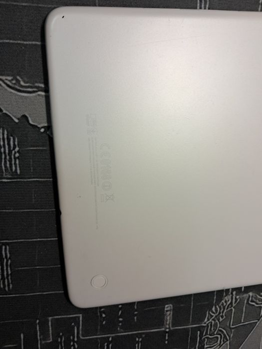 Планшет Samsung Galaxy Tab A SM-T555 9.7" 16GB LTE