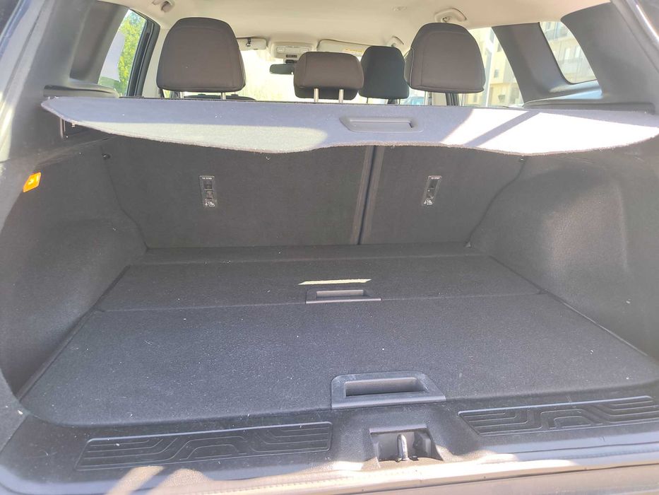 Vendo Renault Kadjar 5 lugares preto caixa automática ano 2017 com 169 642km. — photo 5