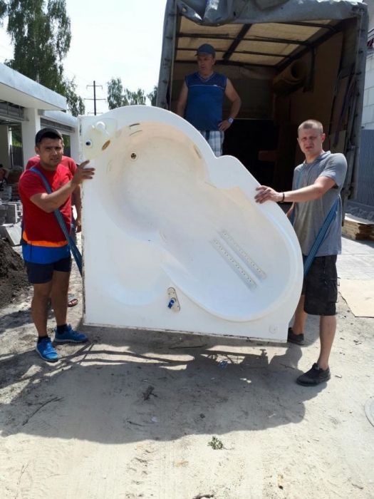 Доставка сантехники. Разгрузим плитку. Авто с грузчиками.