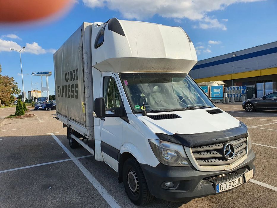 Mercedes-Benz Sprinter Lamar
