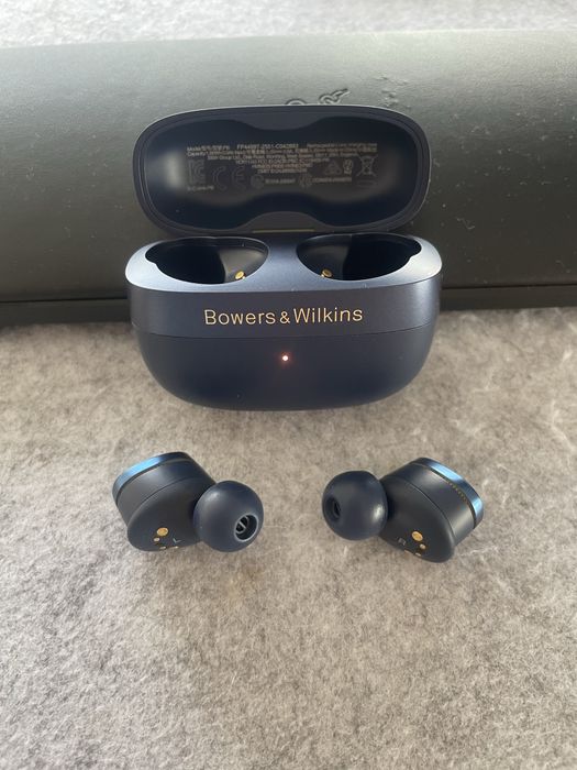 Słuchawki Douszne Z Etui Bowers & Wilkins Pi8