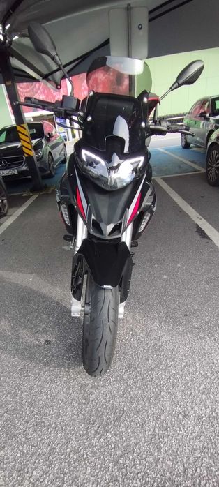 Benelli TRK 251 Nova