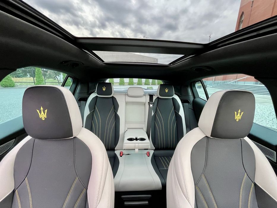 Auto Samochód do Ślubu Maserati Grecale 2025