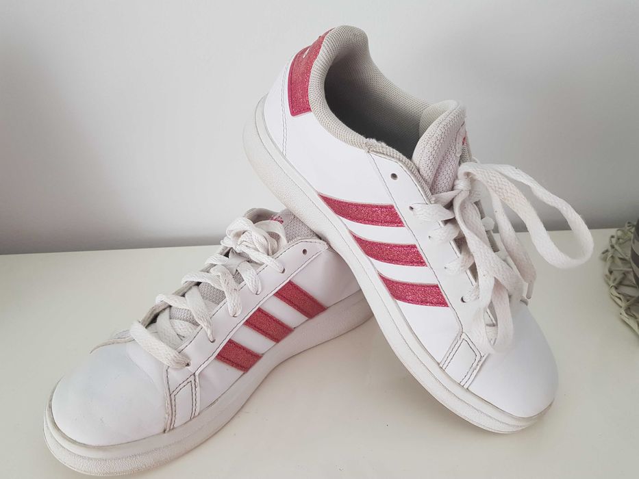 Adidas r.36 młodzieżowe GRAND COURT