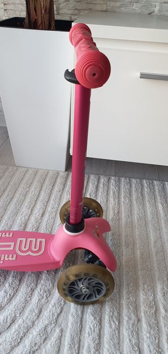 Hulajnoga Mini Micro świecące koła różowa