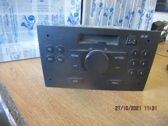 Rádio / auto-rádio OPEL Combo Furgão/Combi