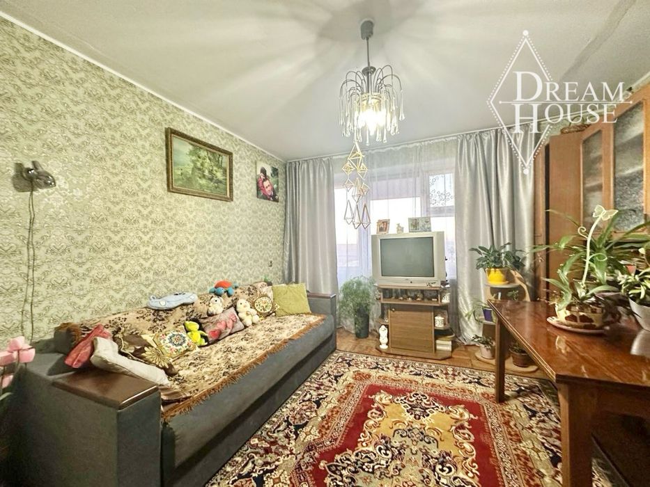 Продаж 5 кімнатної квартири