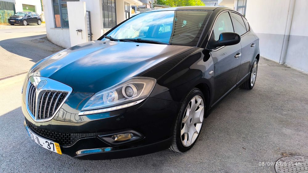 Lancia Delta 1.4 T-JET versão rara e unica á venda