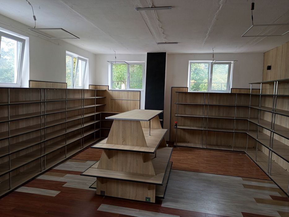 ОРЕНДА -ПРОДАЖ КОМЕРЦІЙНОГО приміщення,центр,ринок, 50м2.