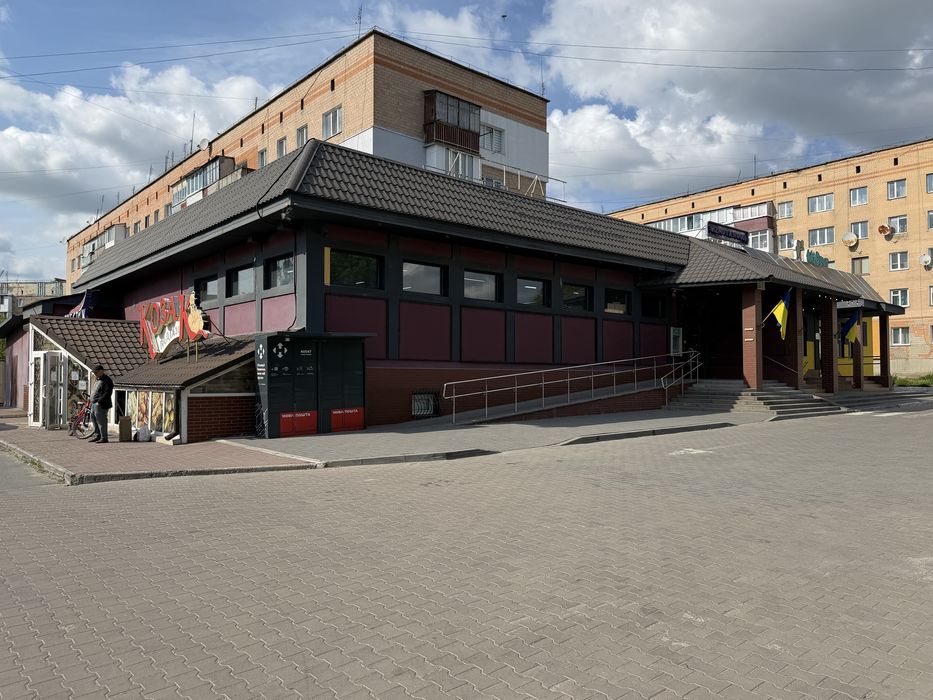 Комерційний  обєкт 298.4 м/кв м.Волочиськ