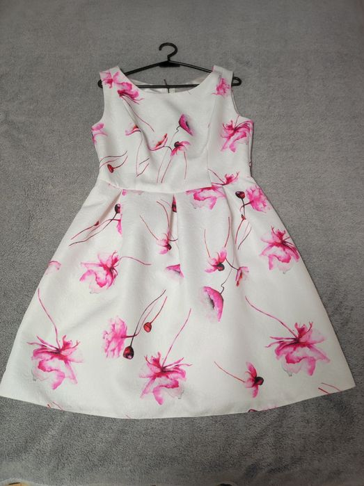 Przepiękna sukienka rozm 38