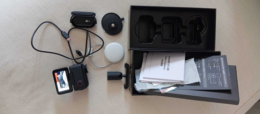 Action cam INSTA360 GO 3S 128GB PRETA 4K