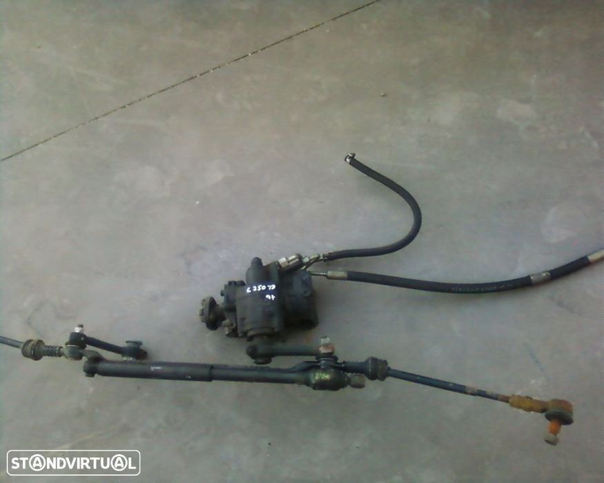 caixa direção Mercedes C 250 td W202