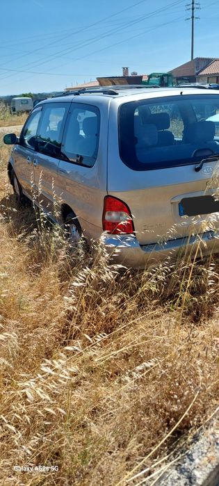 Para peças ou recuperar kia Carnival 2.9TDi 7lugares ano2000 com docum