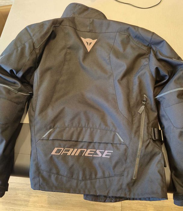 Blusão Dainese e Botas TCX Ducati