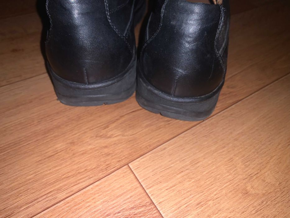 Туфли кожаные фирменные