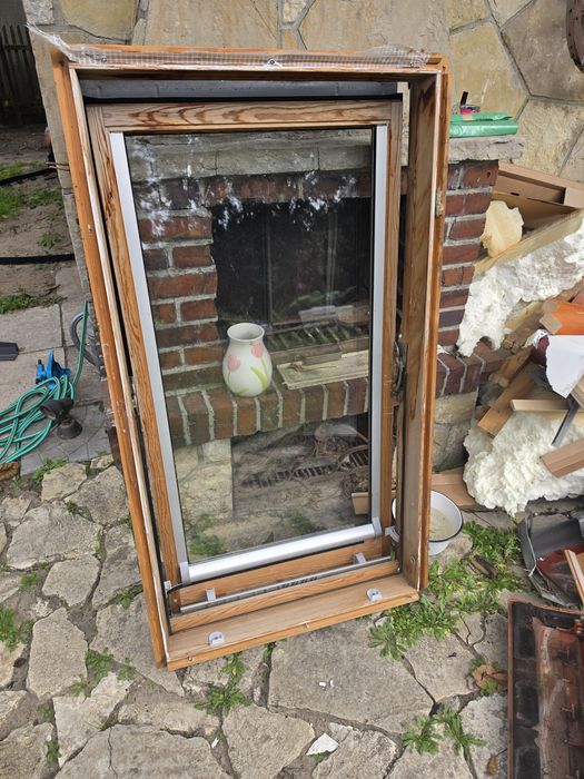 Sprzedam okno dachowe Velux 87x140