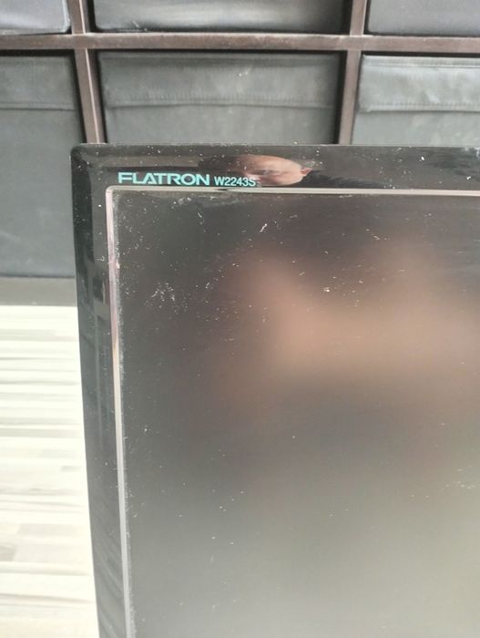 Monitor LG Flatron W2243S