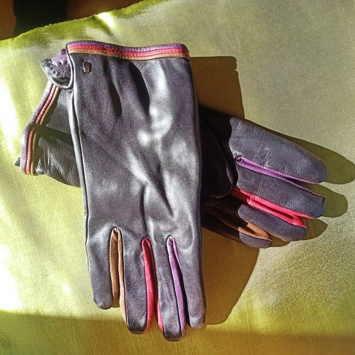 Rękawiczki marki ROECKL , skórzane, delikatne lekkie, rozm 7,5 , nowe