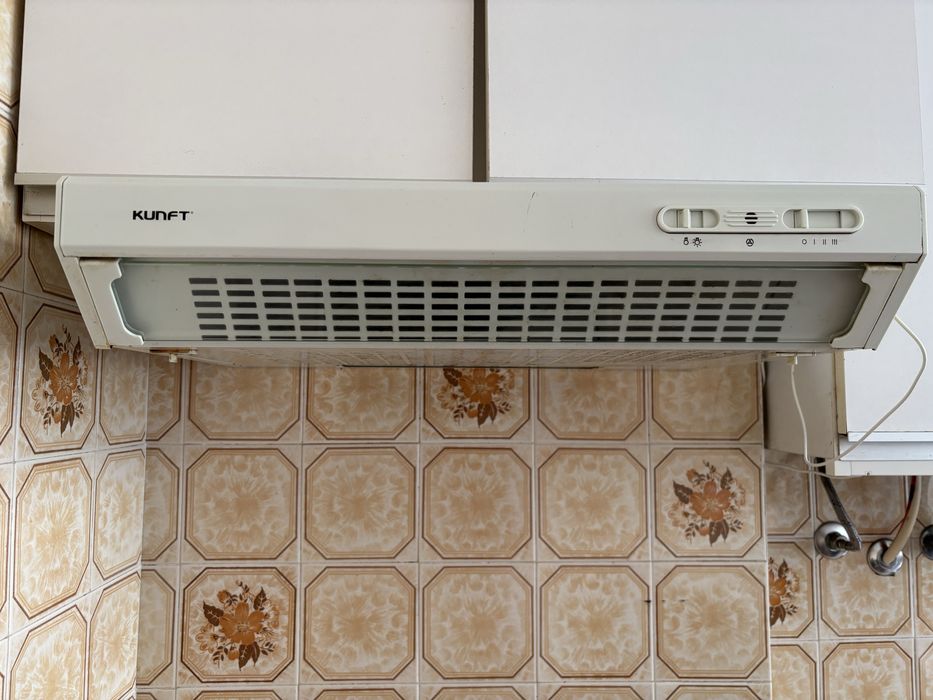 Exaustor branco KUNFT