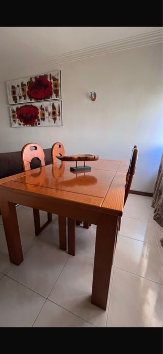 Mesa de jantar madeira maciça