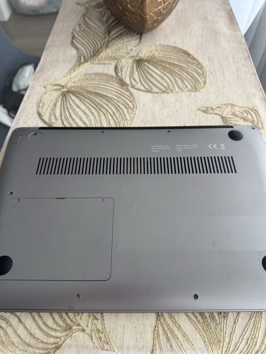 Computador portatil marca insys